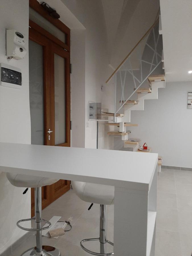 Bed Casa Vacanza Via Gallipoli - Corte Bari Μπρίντιζι Εξωτερικό φωτογραφία