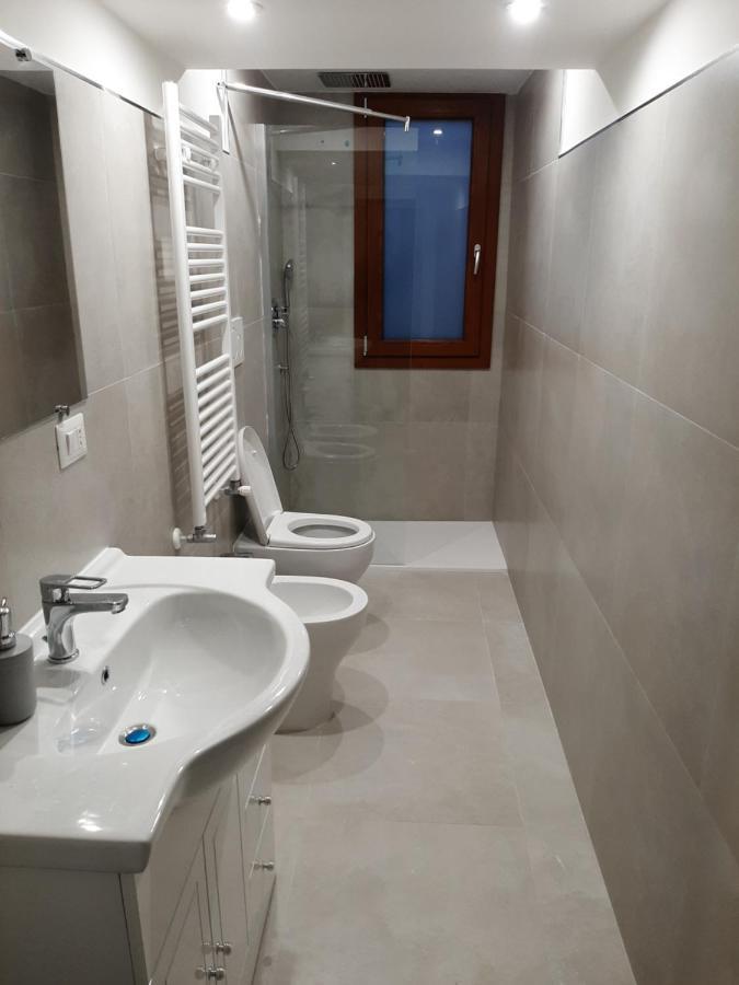 Bed Casa Vacanza Via Gallipoli - Corte Bari Μπρίντιζι Εξωτερικό φωτογραφία