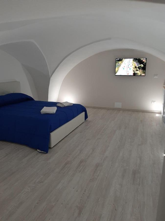 Bed Casa Vacanza Via Gallipoli - Corte Bari Μπρίντιζι Εξωτερικό φωτογραφία
