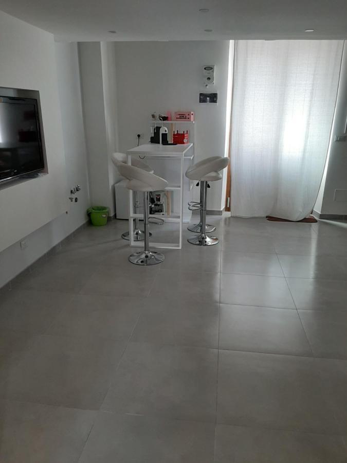 Bed Casa Vacanza Via Gallipoli - Corte Bari Μπρίντιζι Εξωτερικό φωτογραφία