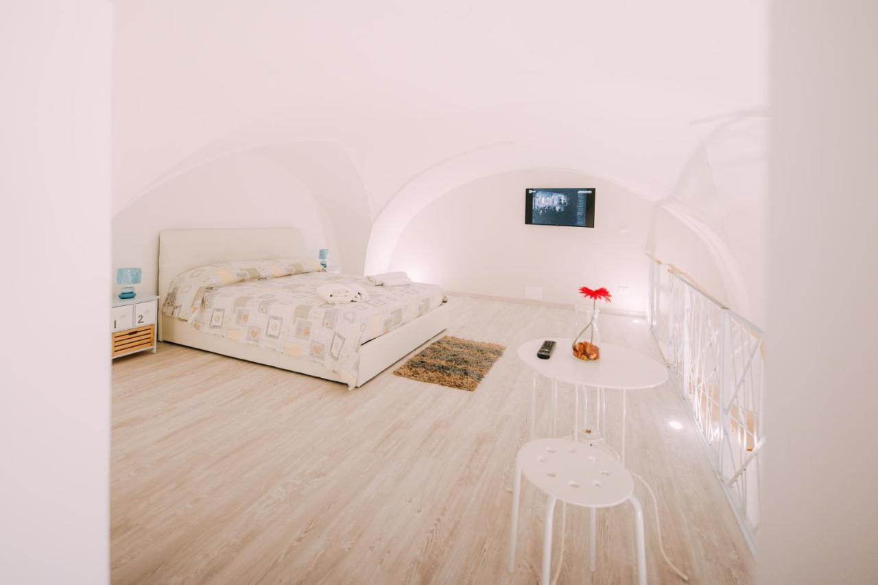 Bed Casa Vacanza Via Gallipoli - Corte Bari Μπρίντιζι Εξωτερικό φωτογραφία