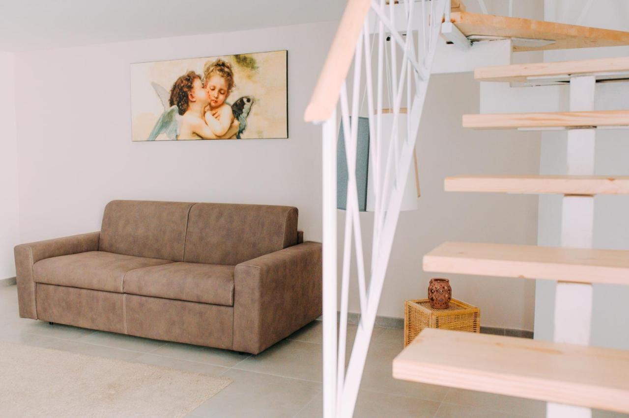 Bed Casa Vacanza Via Gallipoli - Corte Bari Μπρίντιζι Εξωτερικό φωτογραφία