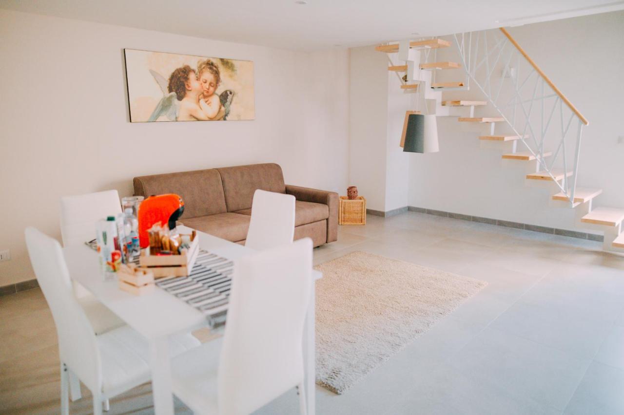 Bed Casa Vacanza Via Gallipoli - Corte Bari Μπρίντιζι Εξωτερικό φωτογραφία