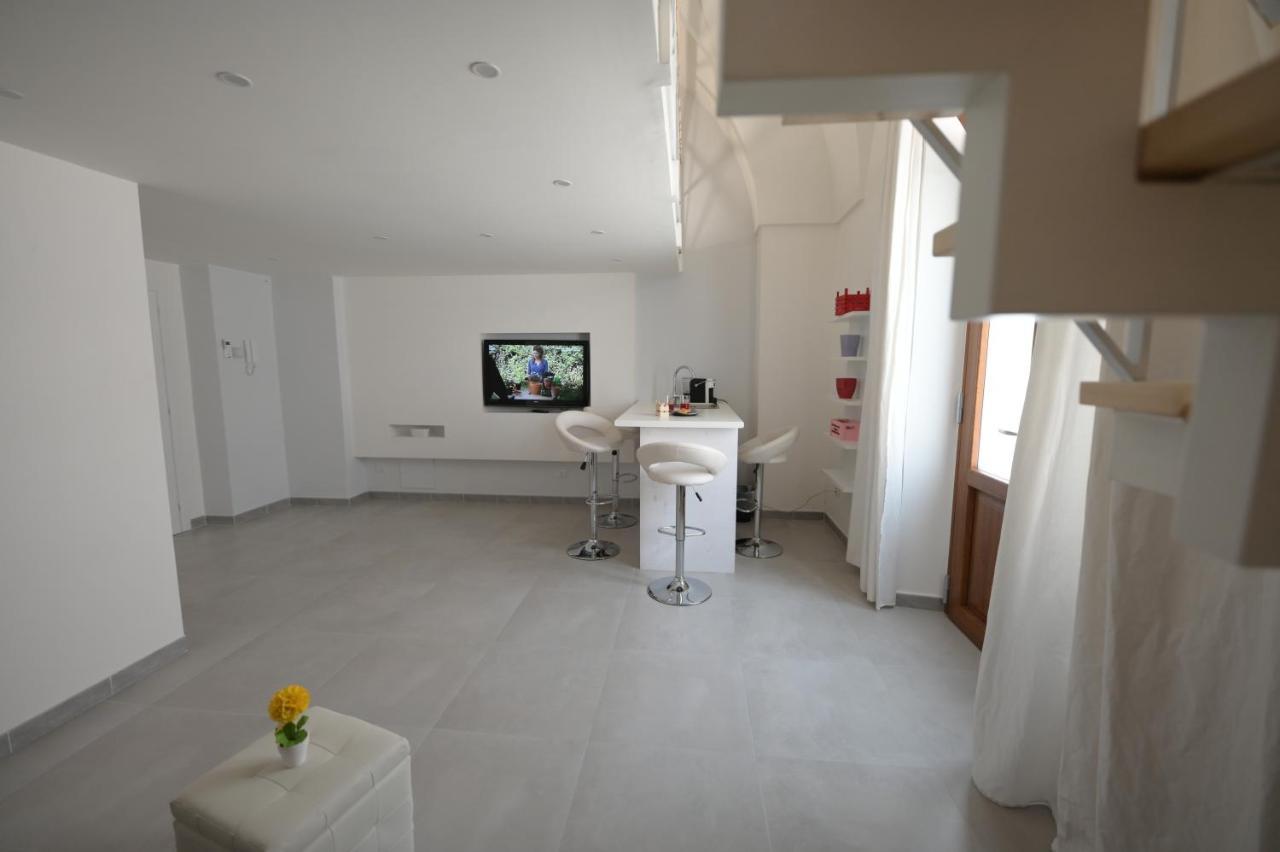 Bed Casa Vacanza Via Gallipoli - Corte Bari Μπρίντιζι Εξωτερικό φωτογραφία