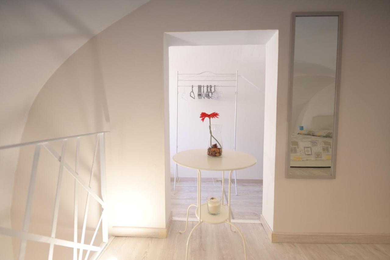 Bed Casa Vacanza Via Gallipoli - Corte Bari Μπρίντιζι Εξωτερικό φωτογραφία